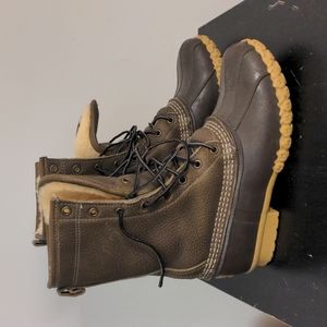 L.L. Bean 10" shearling lined 8-hole Signature Boots 8M(B) Olive Brown